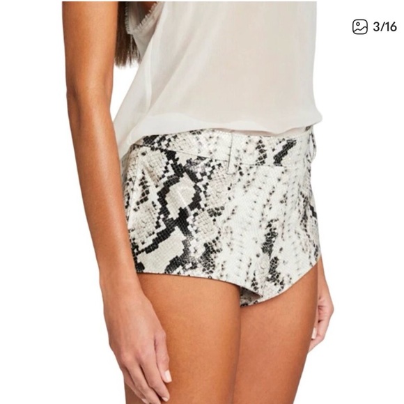 Retrofête Aven Real Leather Shorts - Picture 6 of 6